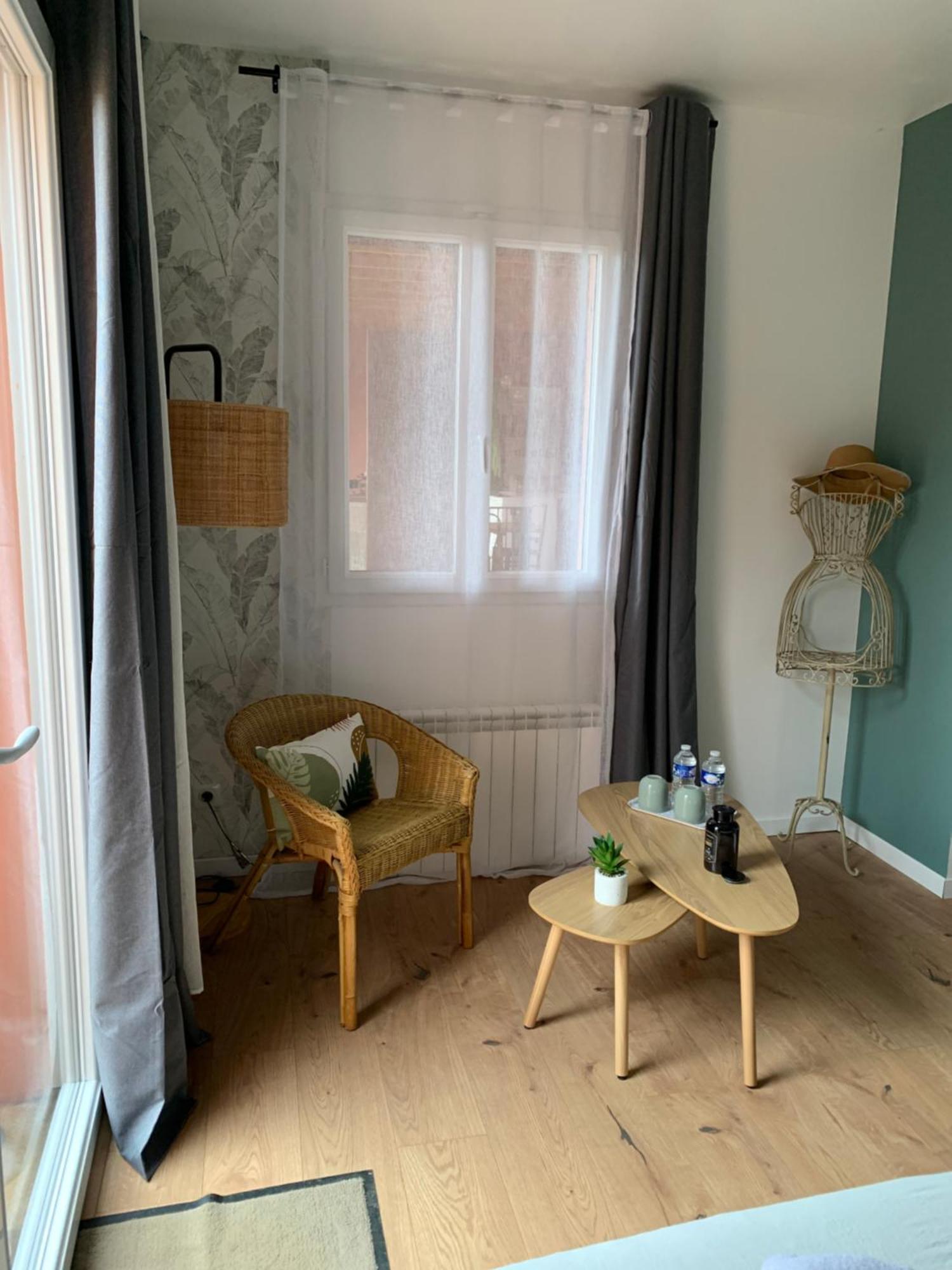 Bed and Breakfast Chambre D'Hotes Mazet Les Abadies Saint-Felix-de-Lodez Экстерьер фото